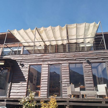 Refugio Los Cipreses Hotel Futaleufú Eksteriør billede