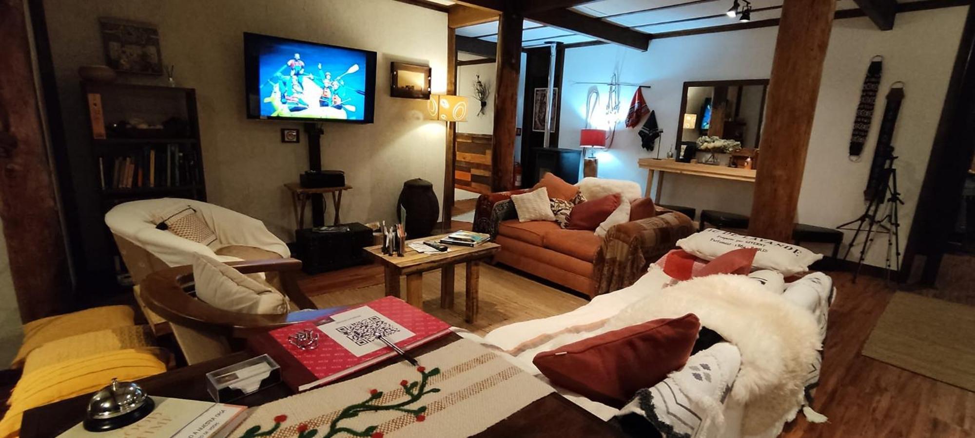 Refugio Los Cipreses Hotel Futaleufú Eksteriør billede